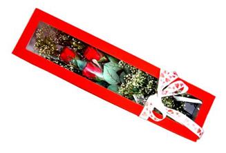 Kutu içinde 3 adet kırmızı gül izmir çiçek gönder